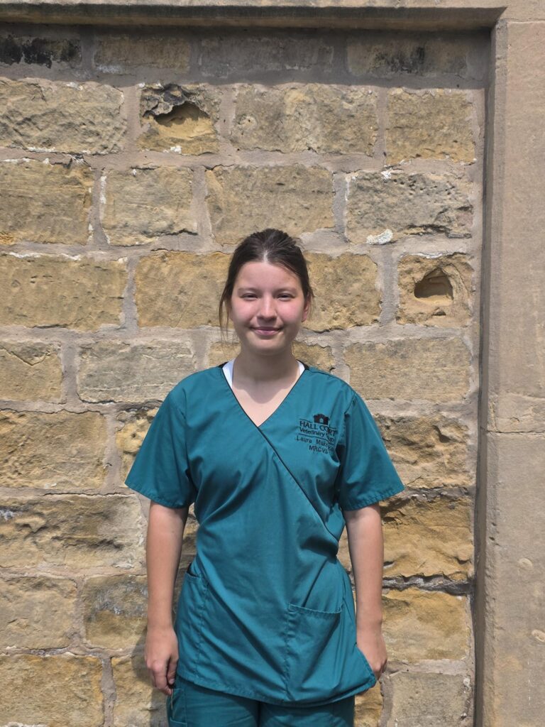 Dr Laura Makovska, BVM BVS MRCVS